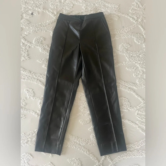 Banana Republic Vegan Leather Tapered Pant - Picture 3 of 10